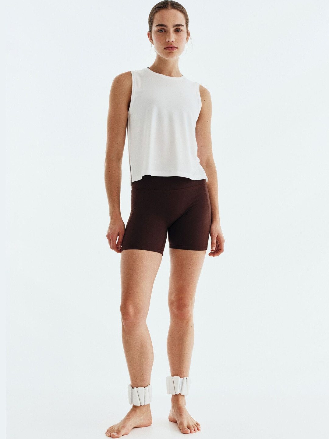 H&M MOVE Women Shorts