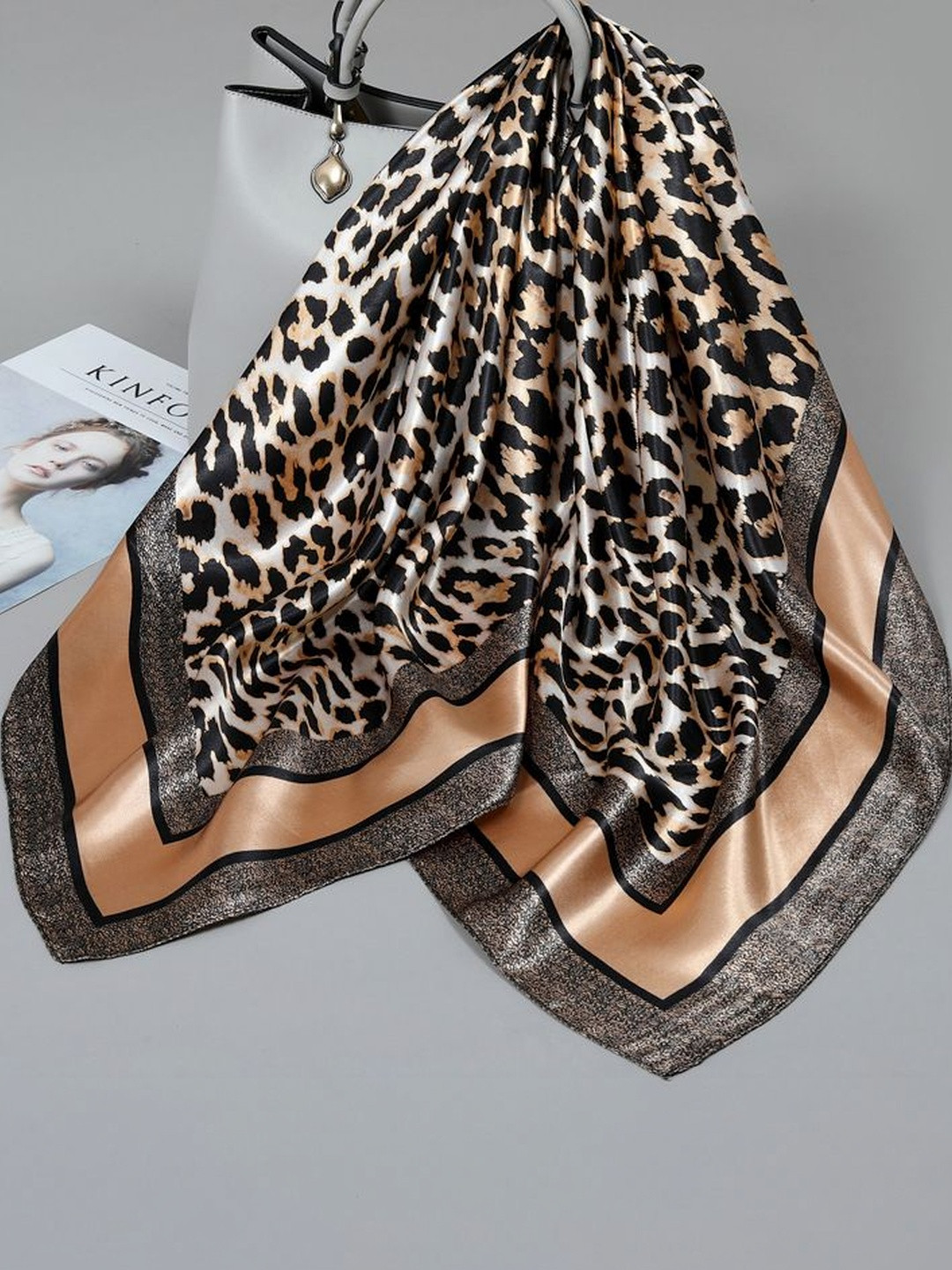 QUECY Women Printed Scarf