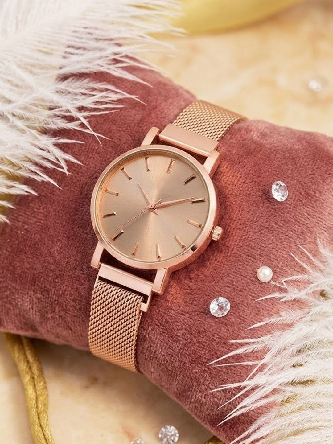 Moda Rapido Women Dial & Stainless Steel Bracelet Style Straps Analogue Watch Moda DB Magnet