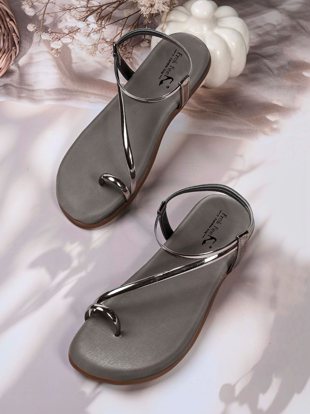 Froh Feet Women Open Toe Flats