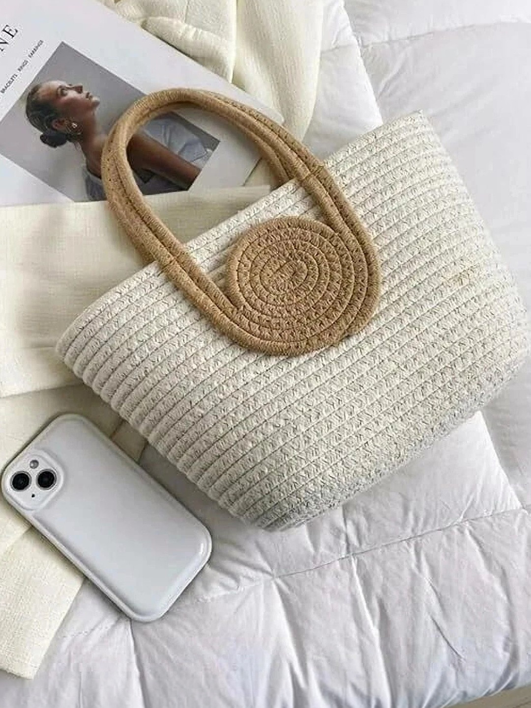DYARCHY Textured Structured Handheld Bag