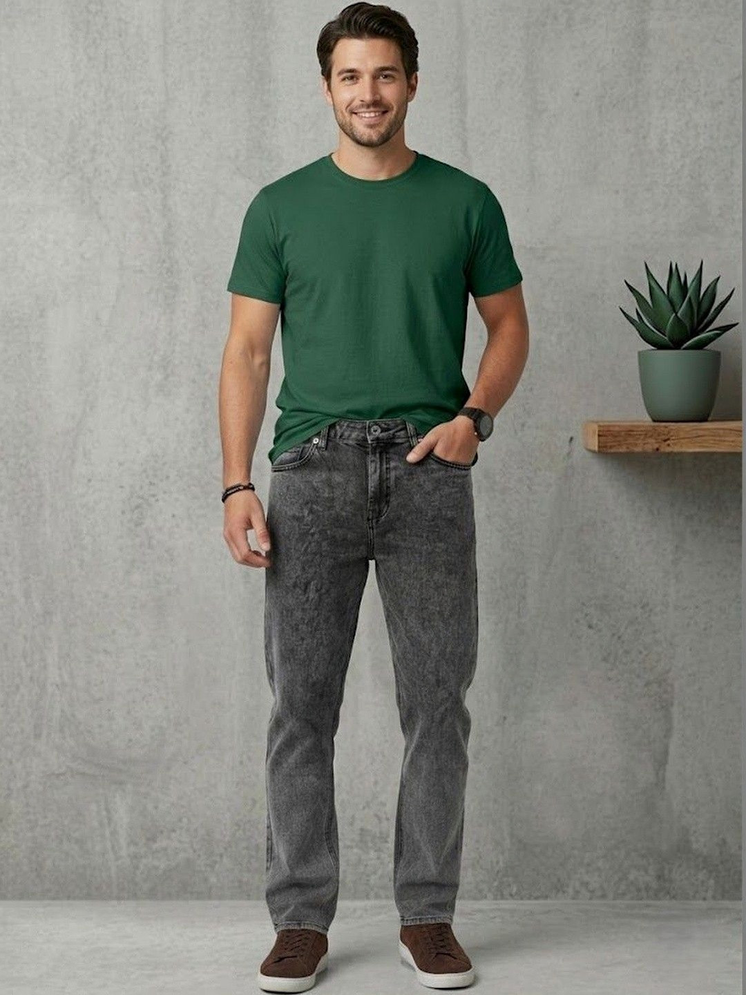 Niffar Fashion Men Mid-Rise Light Fade Applique Jeans