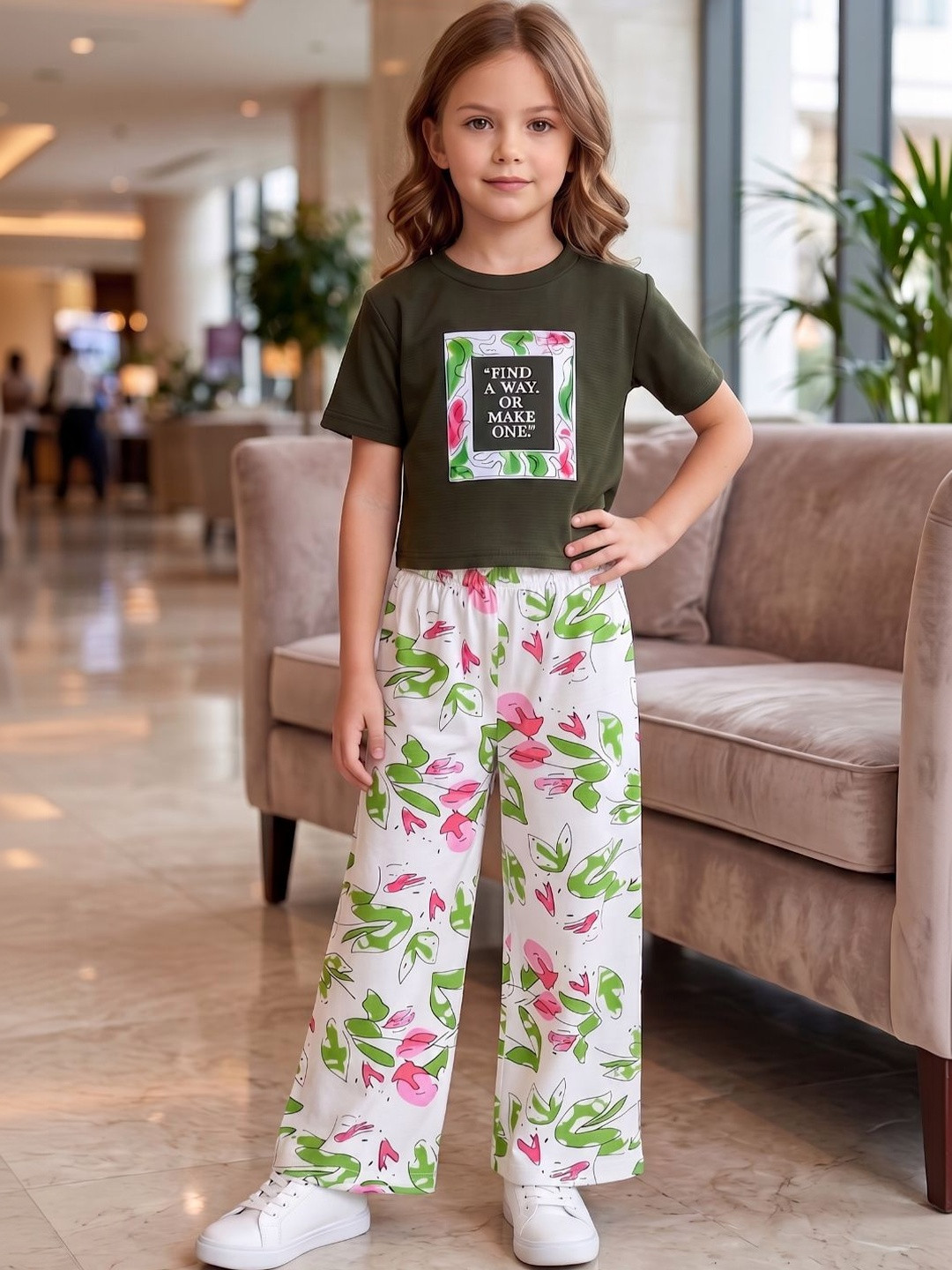 QMQ Girls Printed T-shirt Top with Palazzos T-Shirt & Palazzo Pants 2 Piece Set