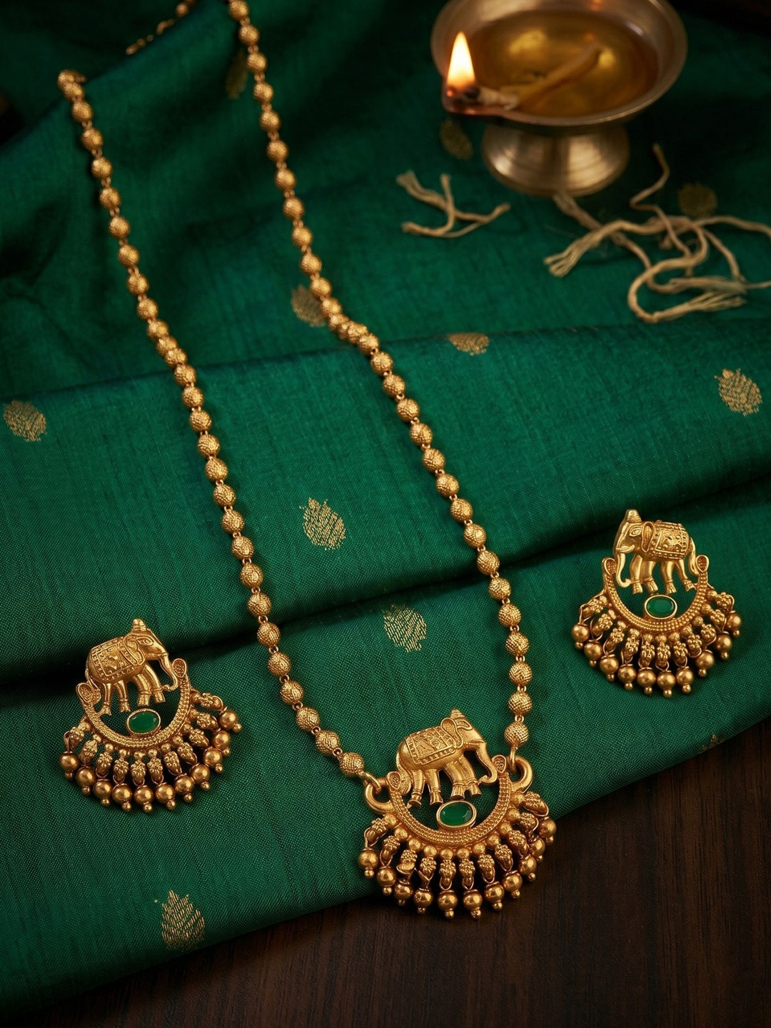 Bagdo Gold-Plated Antique Stone Studded & Beaded Necklace and Earrings
