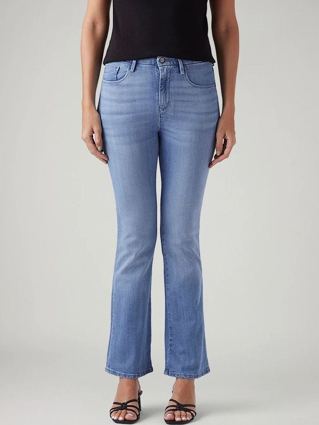 Levis Women Classic Bootcut High-Rise Light Fade Stretchable Jeans