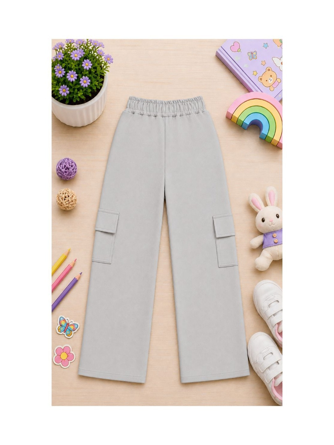 AMNOUR Girls Regular Fit Textured Cargos