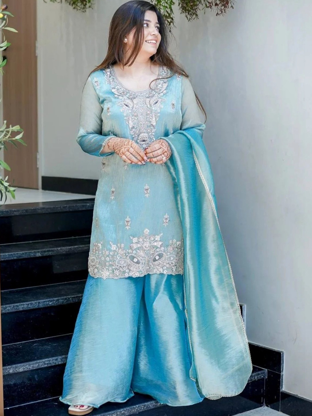 ZONFAB Women Ethnic Motifs Embroidered Regular Kurta with Palazzos & With Dupatta