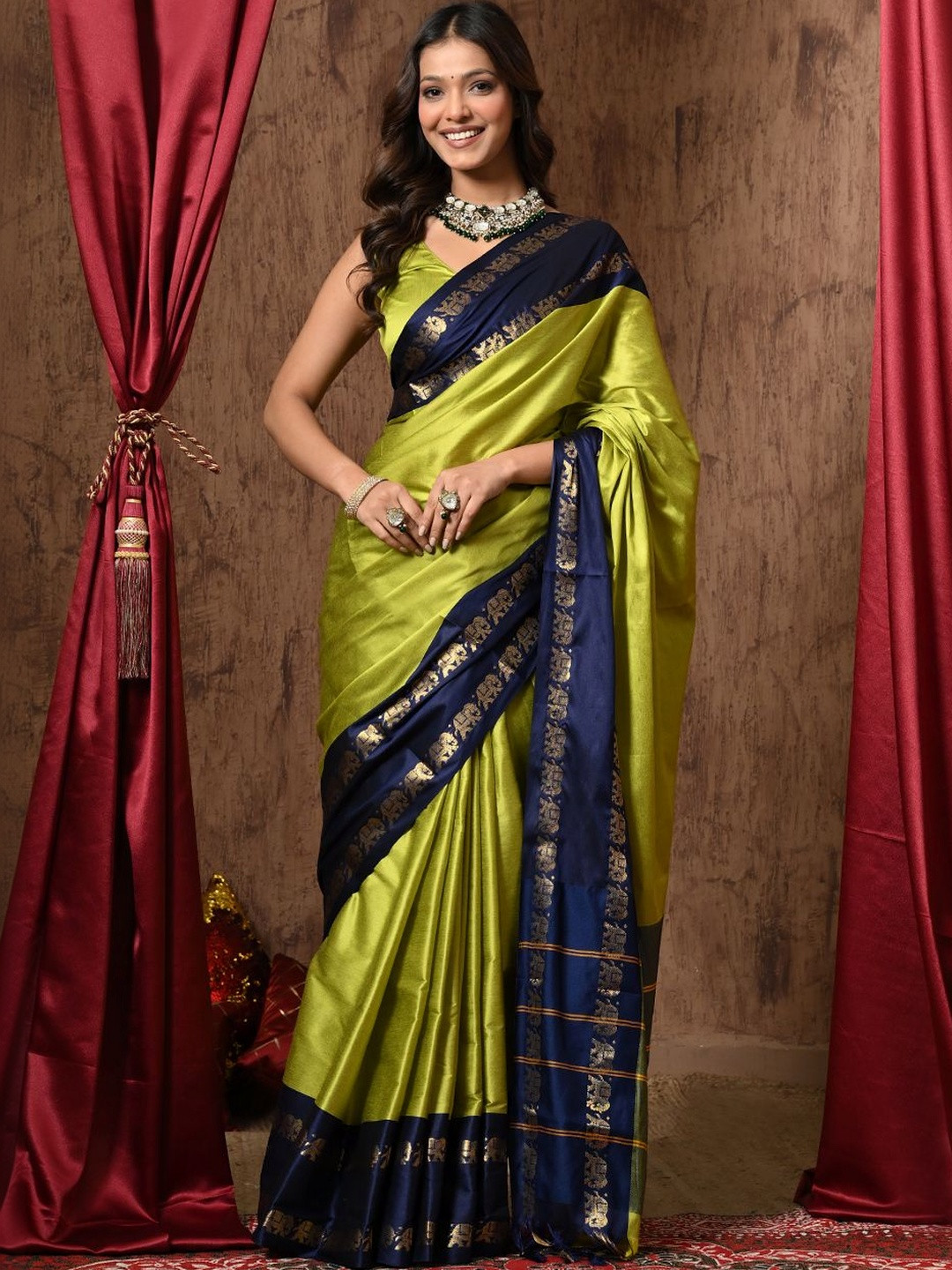 Mitera Ethnic Motifs Silk Cotton Handloom Gadwal Saree