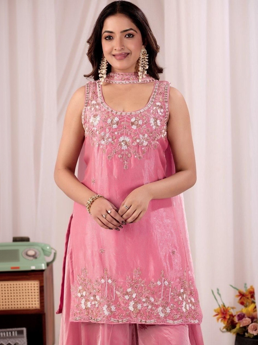 VASTRA HERITAGE Women Ethnic Motifs Embroidered Regular Thread Work Pure Silk Kurta with Sharara & With