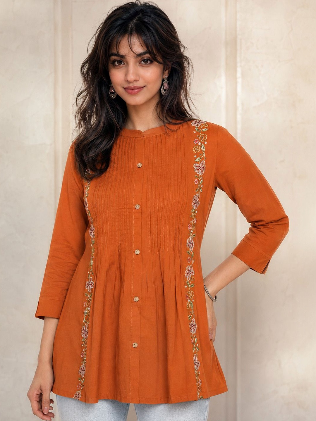 GULMEHAK Mandarin Collar Embroidered Tunic
