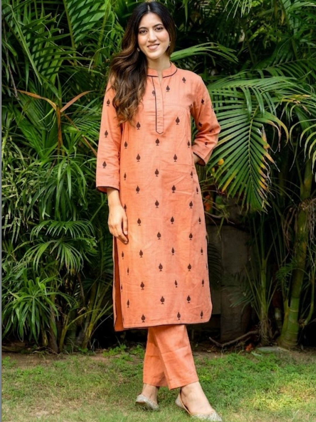 HOUSE OF JAMOTI Women Ethnic Motifs Embroidered Regular Pure Cotton Kurta with Trousers