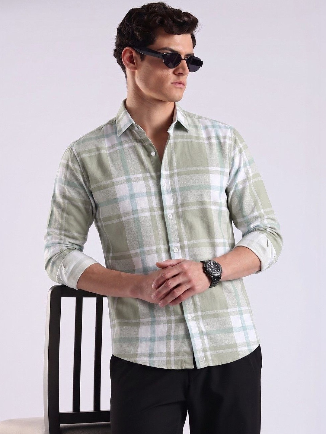 VELKYNOX Men Comfort Slim Fit Checked Casual Shirt