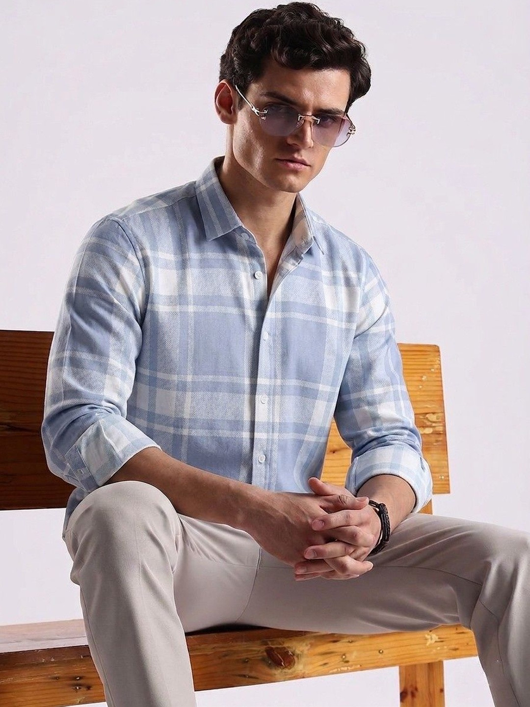 VELKYNOX Men Comfort Slim Fit Checked Casual Shirt
