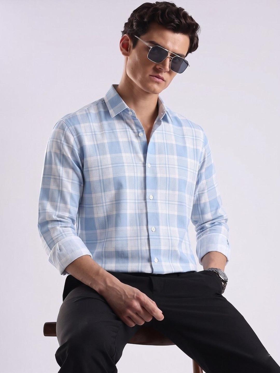 VELKYNOX Men Comfort Slim Fit Checked Casual Shirt