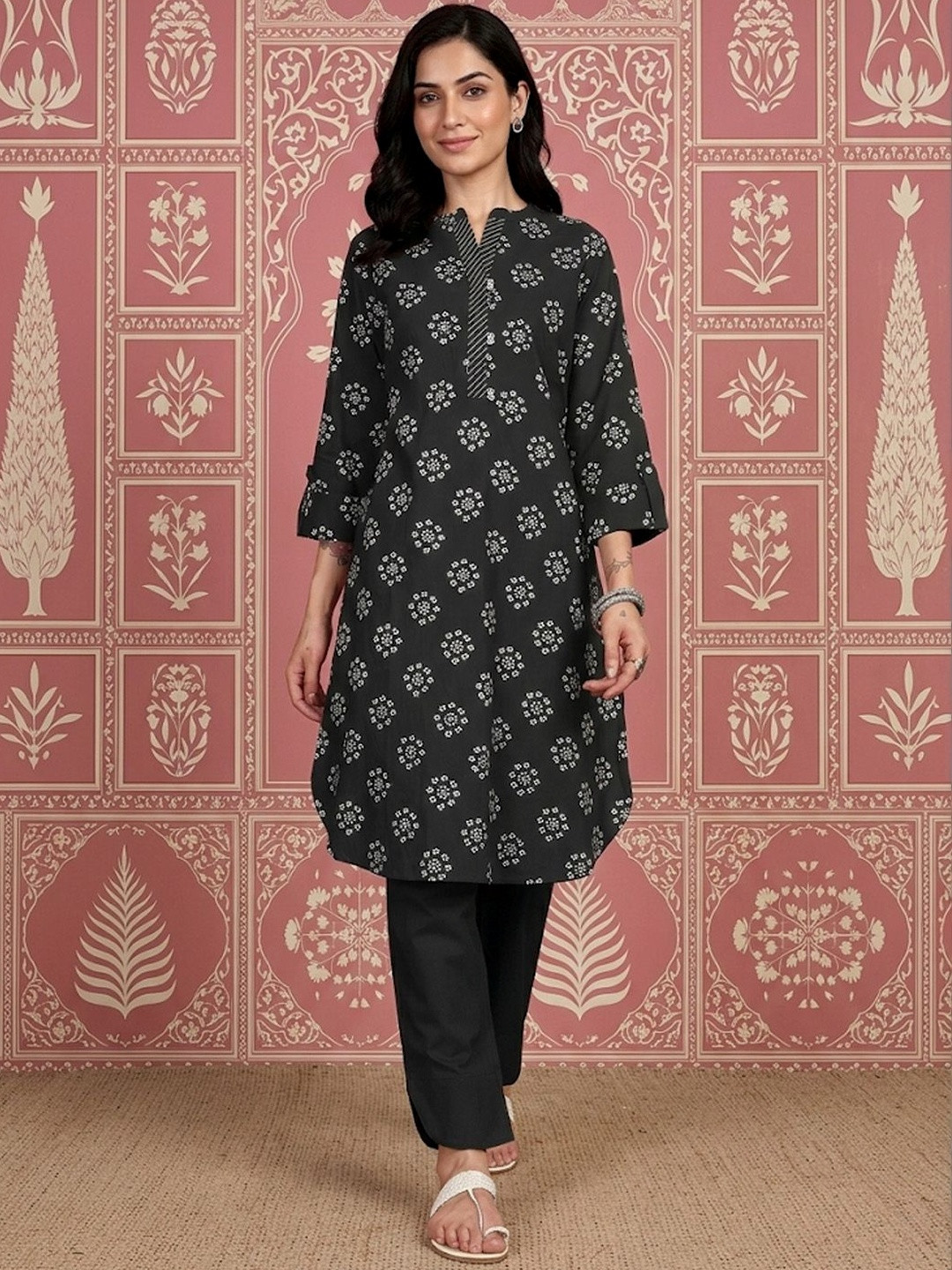 all about you Women Ethnic Motifs Printed Regular Thread Work Kurta with Trousers
