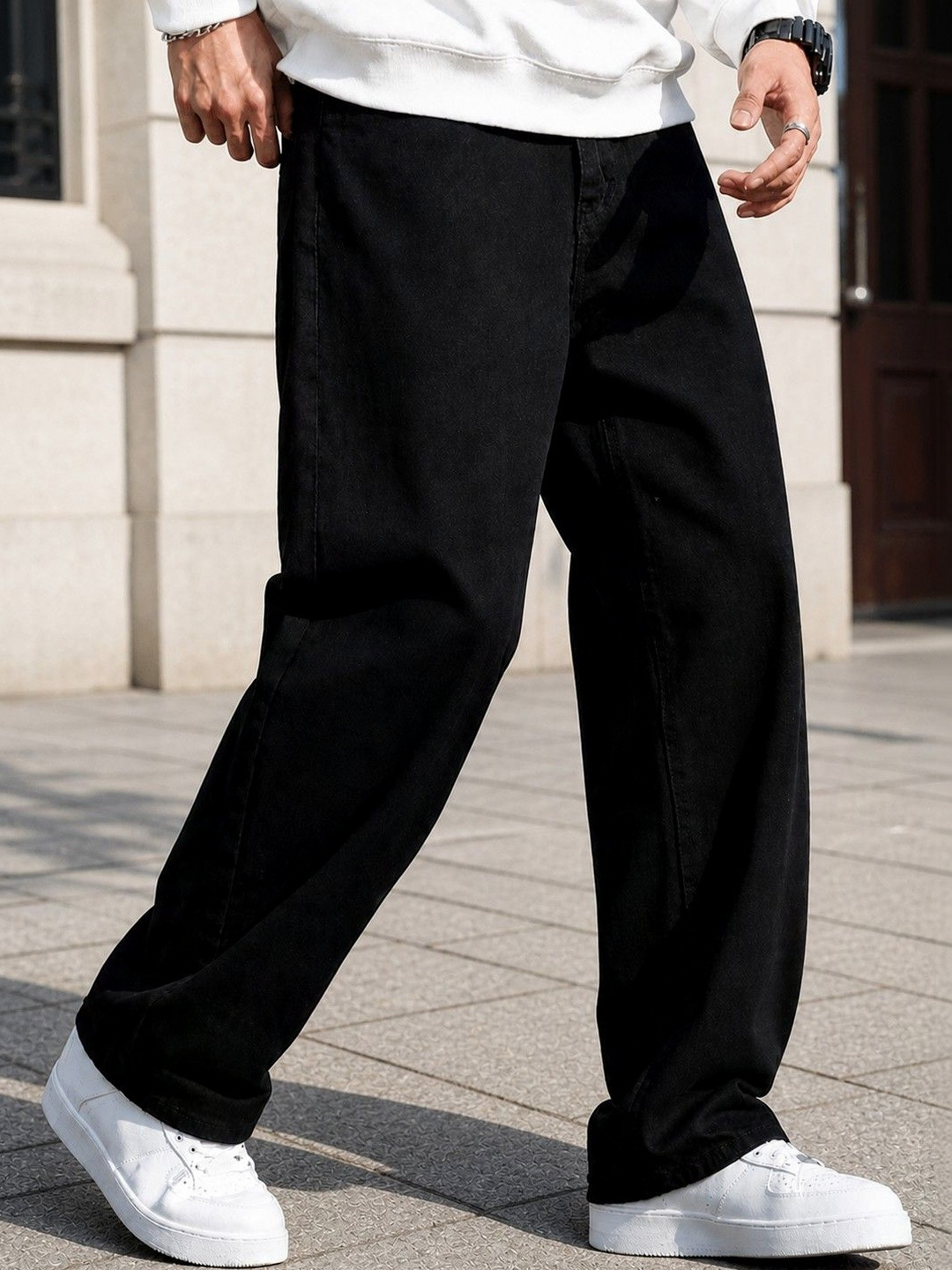 JAMES WEBB Men Classic Straight Fit Mid-Rise Stretchable Jeans