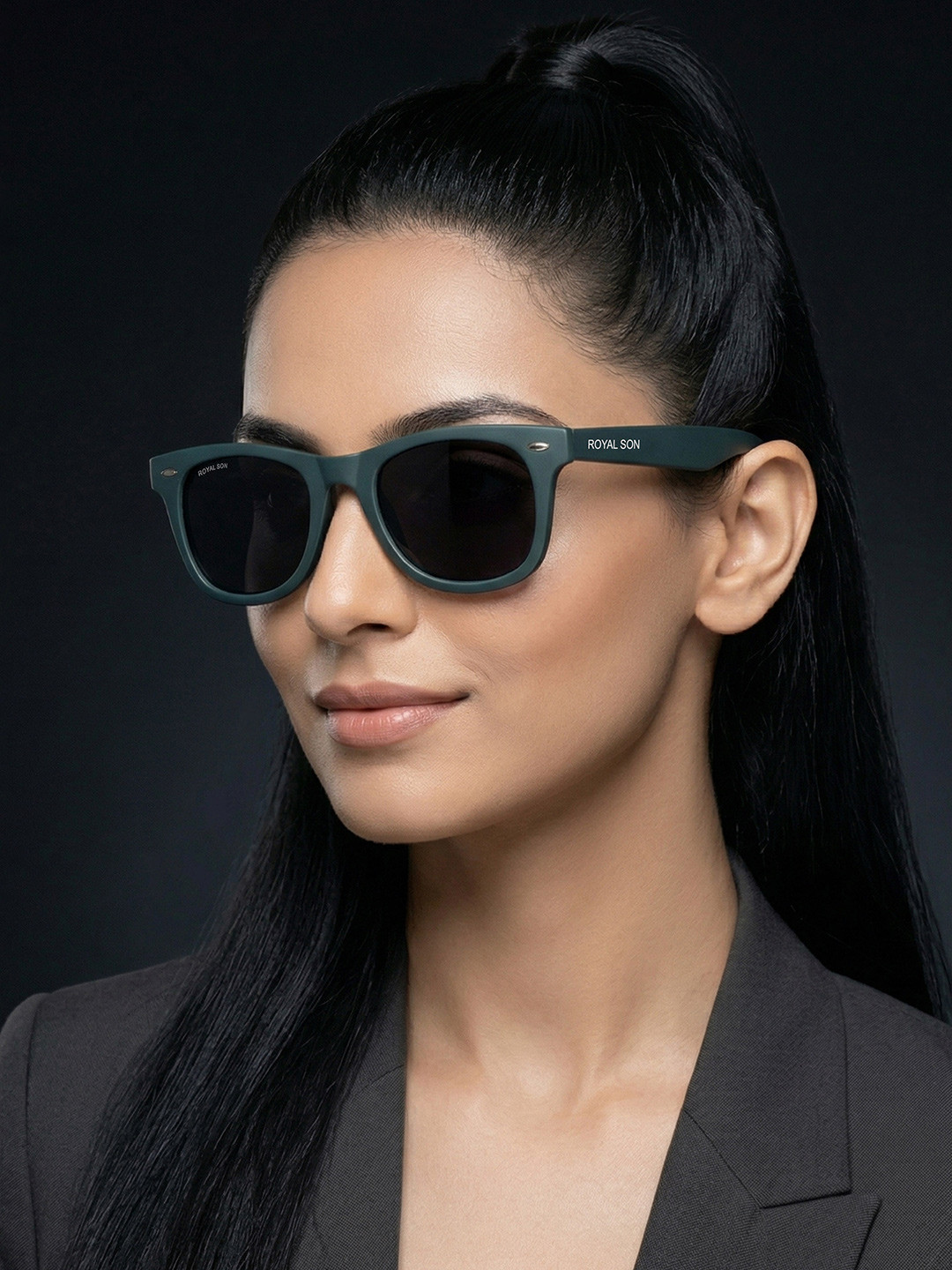 ROYAL SON Unisex Wayfarer Sunglasses with Polarised and UV Protected Lens SG-RS3030-C7