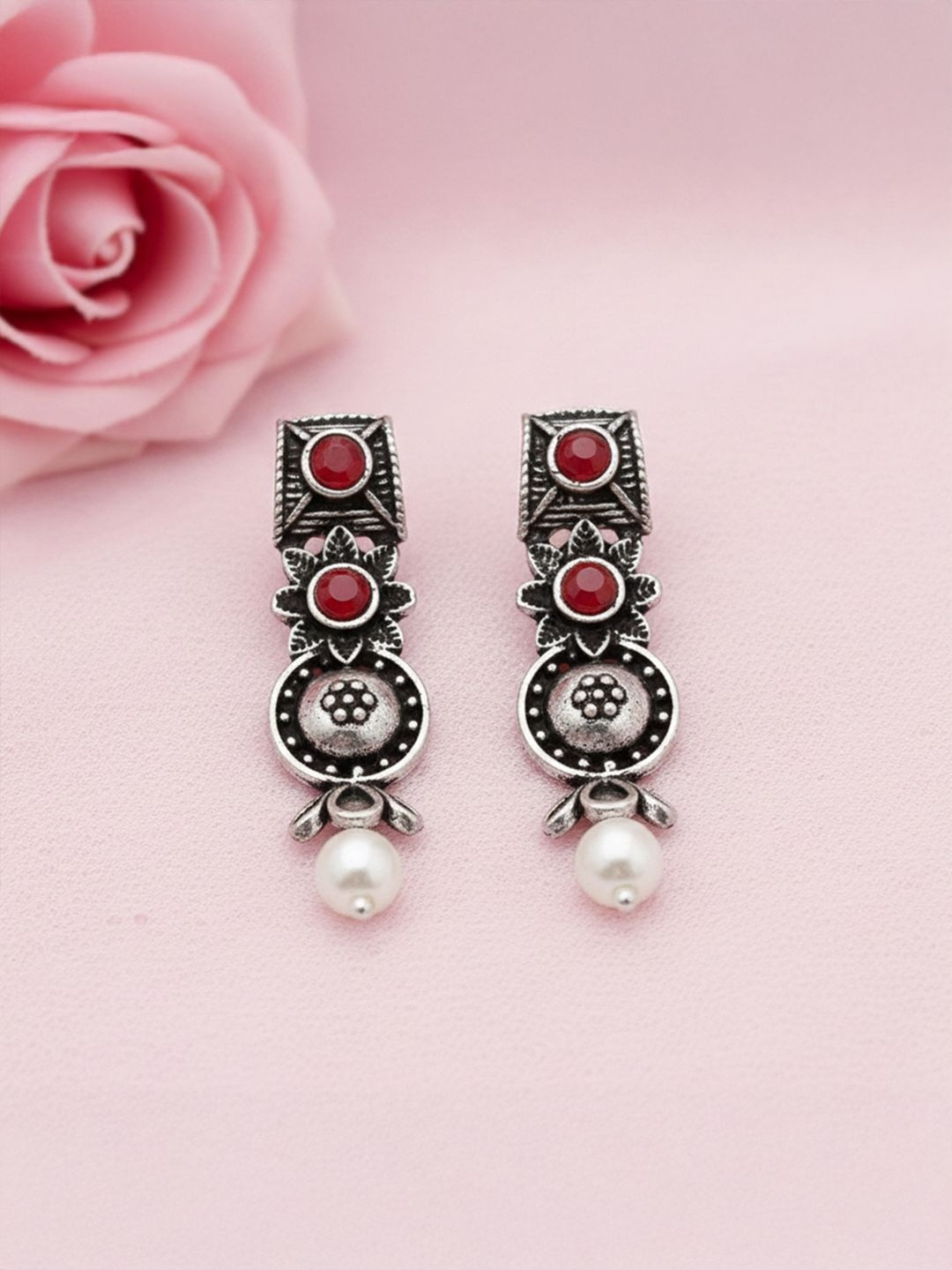 Stylishkudi Geometric Drop Earrings