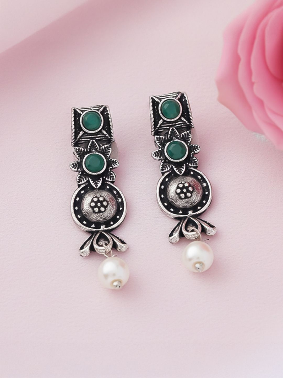 Stylishkudi Geometric Drop Earrings