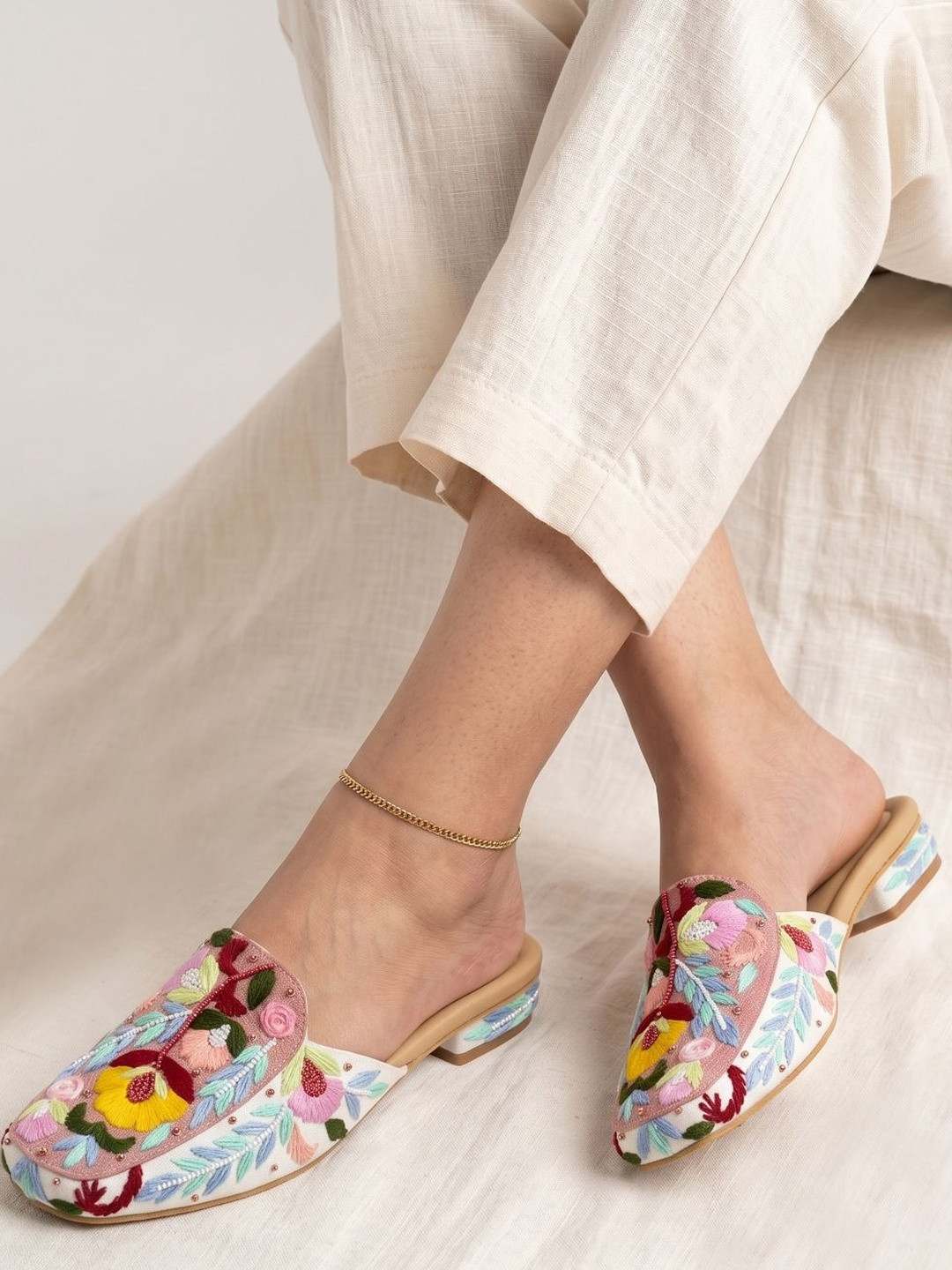 Ravis Ethnic Block Mules