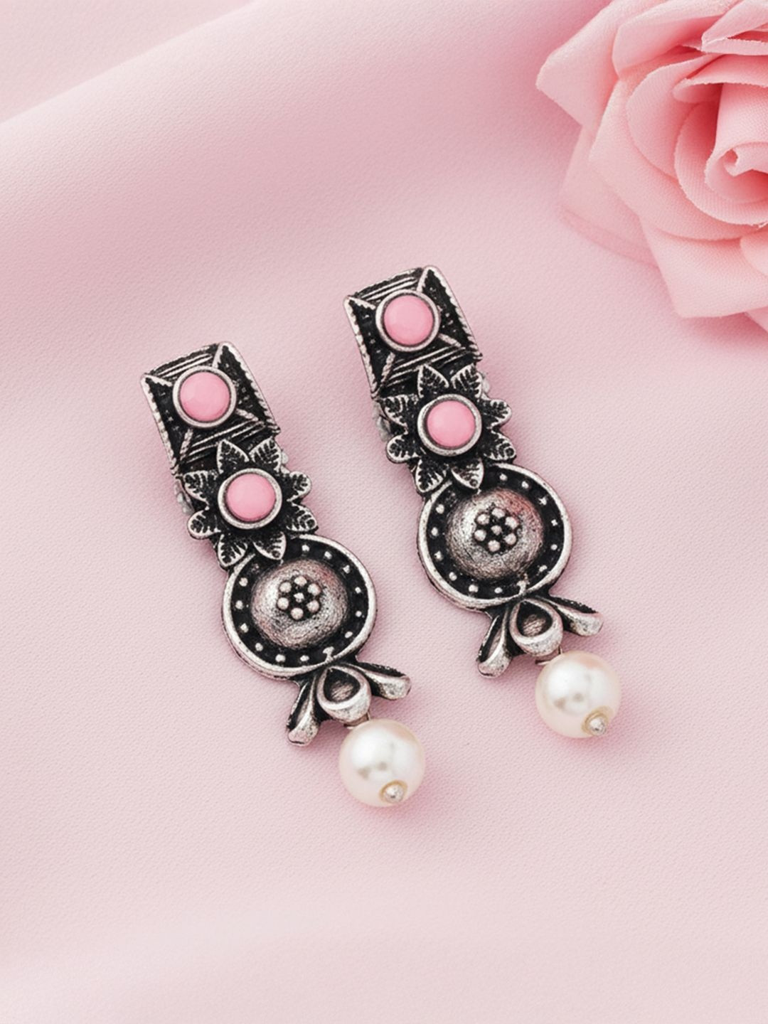 Stylishkudi Geometric Drop Earrings
