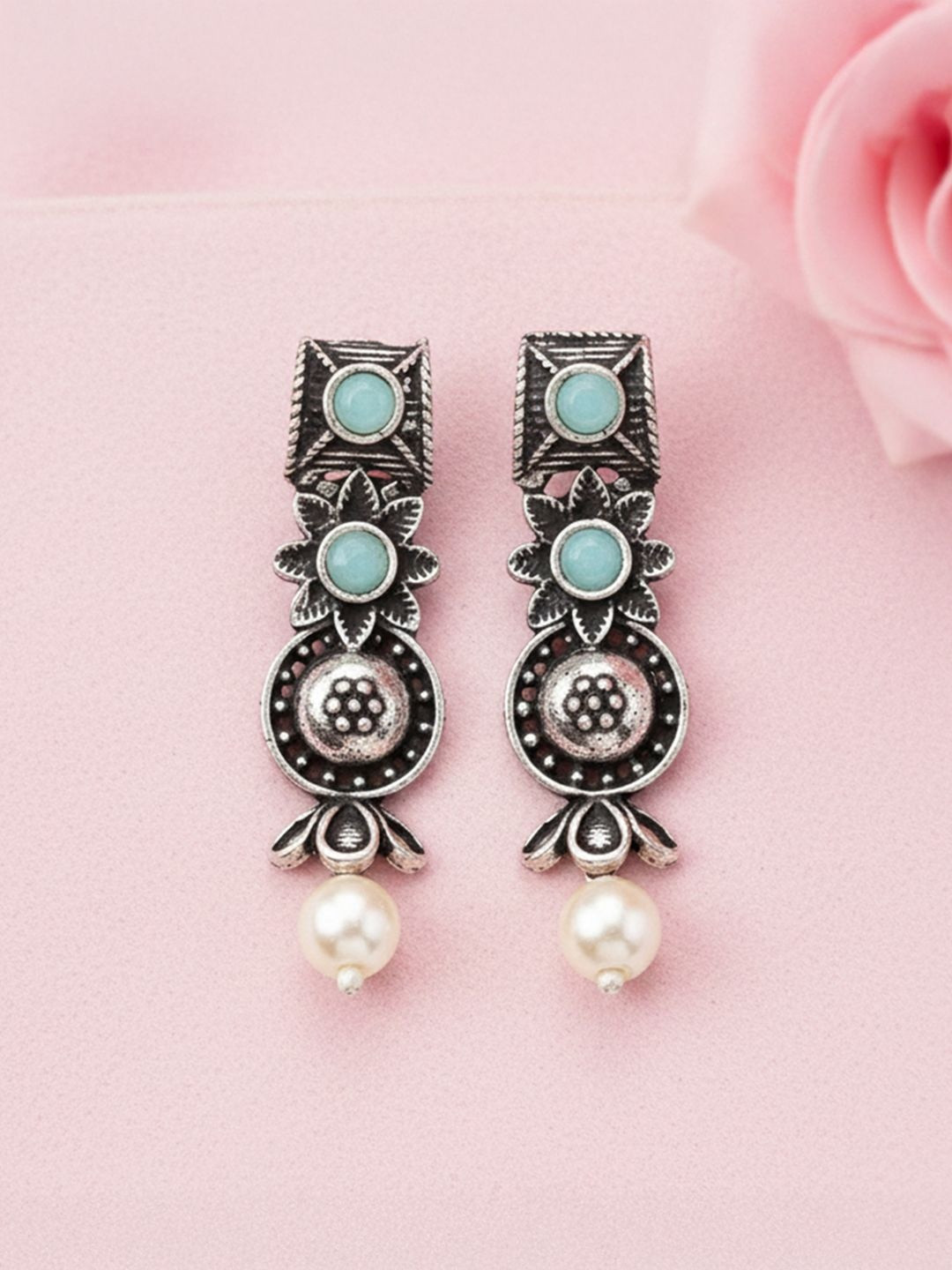 Stylishkudi Geometric Drop Earrings