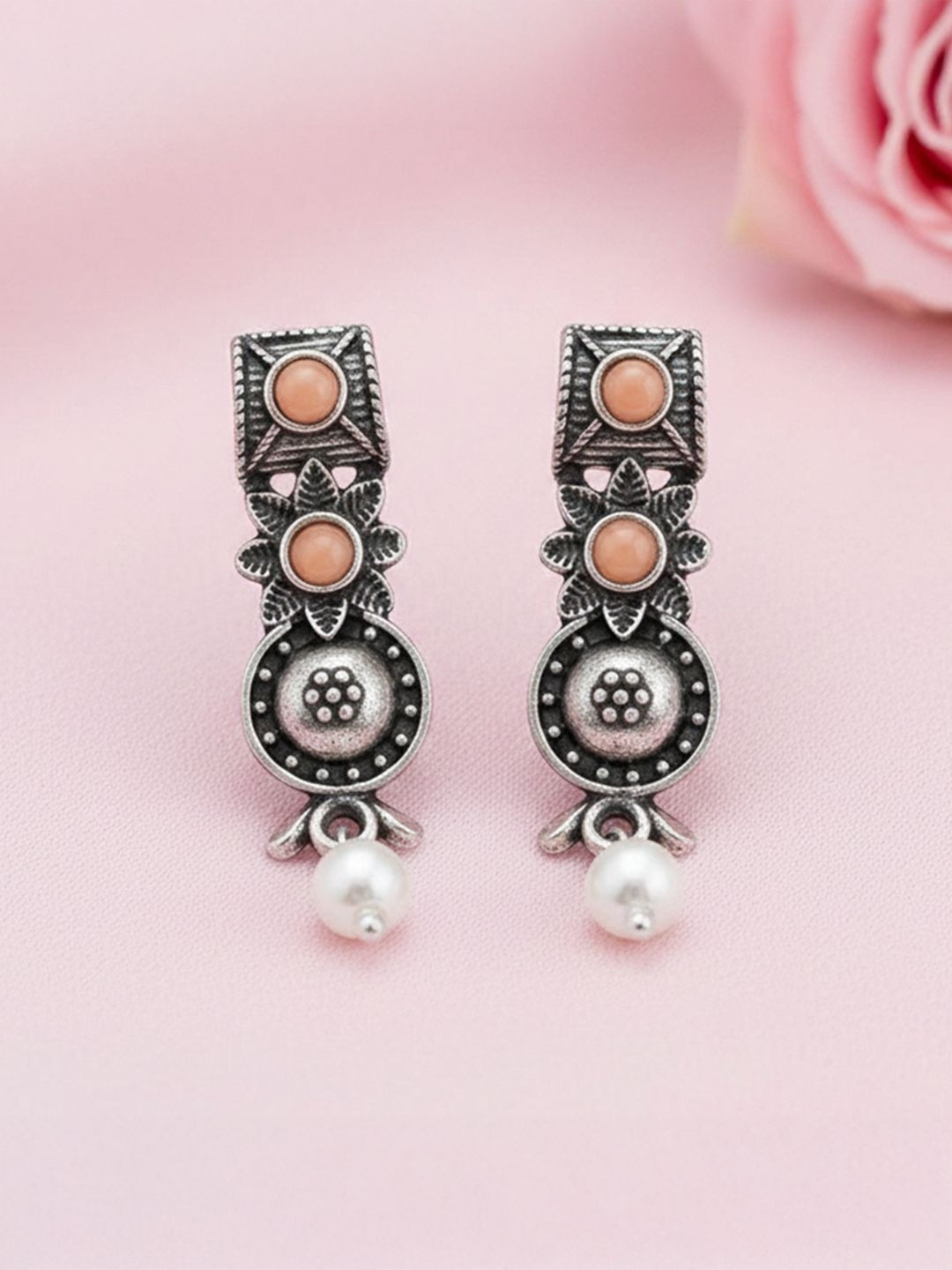 Stylishkudi Geometric Drop Earrings