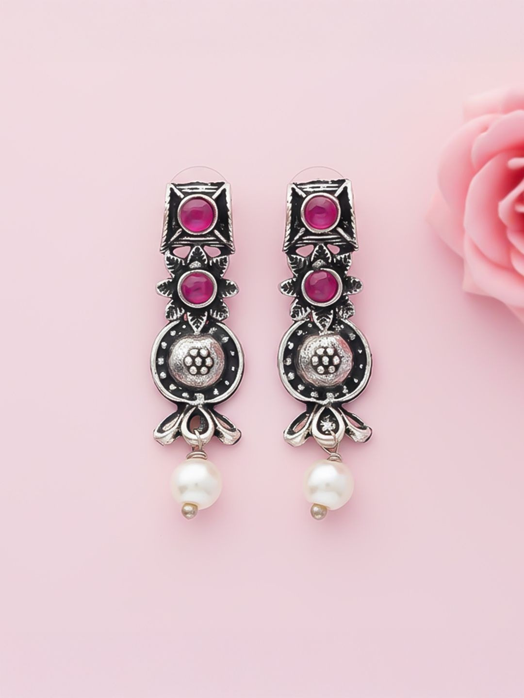 Stylishkudi Geometric Drop Earrings