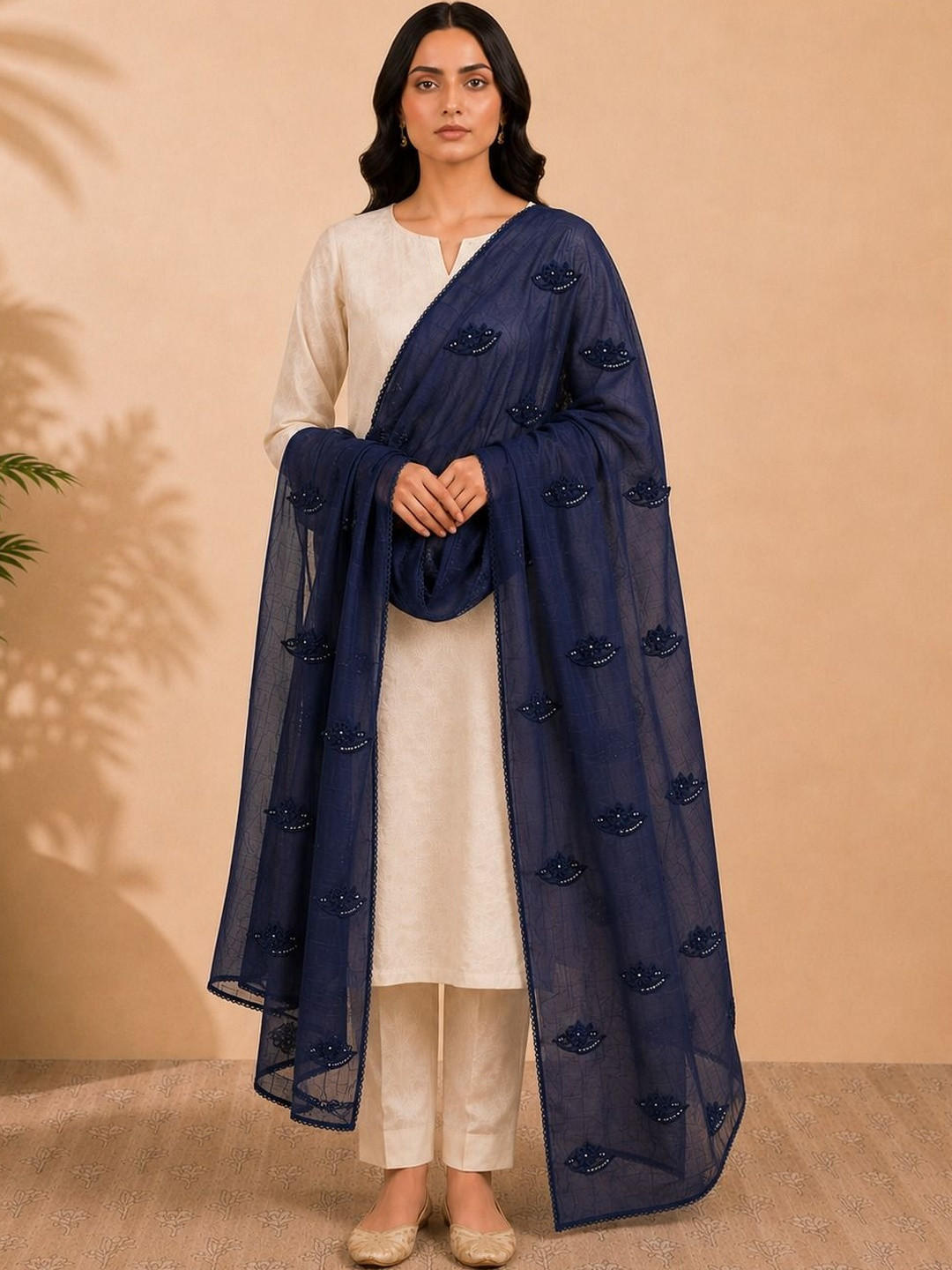 Zamour Ethnic Motifs Embroidered Dupatta with Thread Work