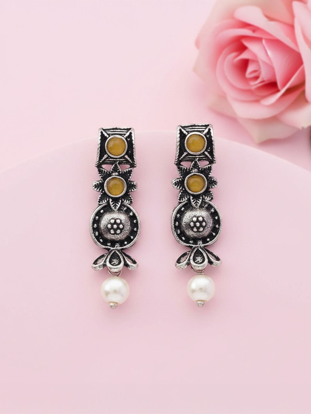 Stylishkudi Geometric Drop Earrings
