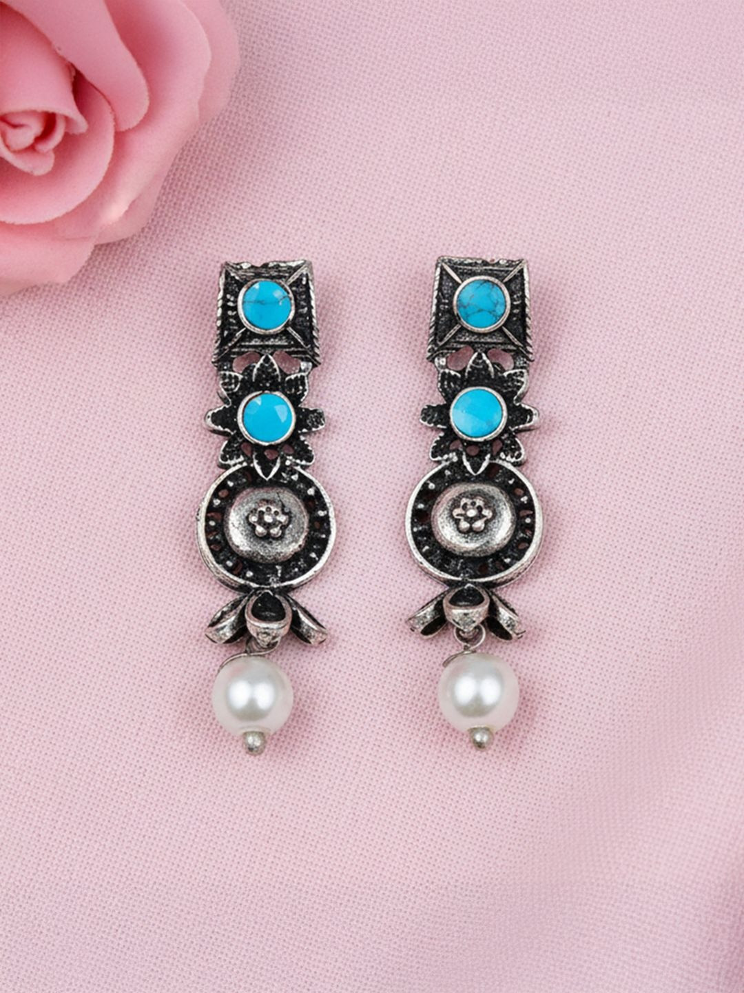 Stylishkudi Geometric Drop Earrings