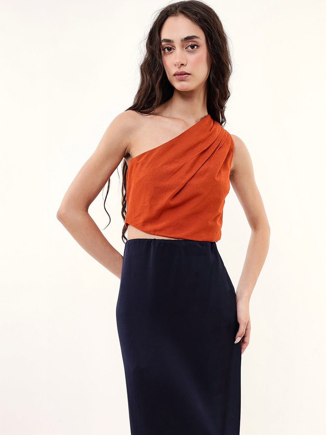 DL Woman One Shoulder Cotton Crop Top