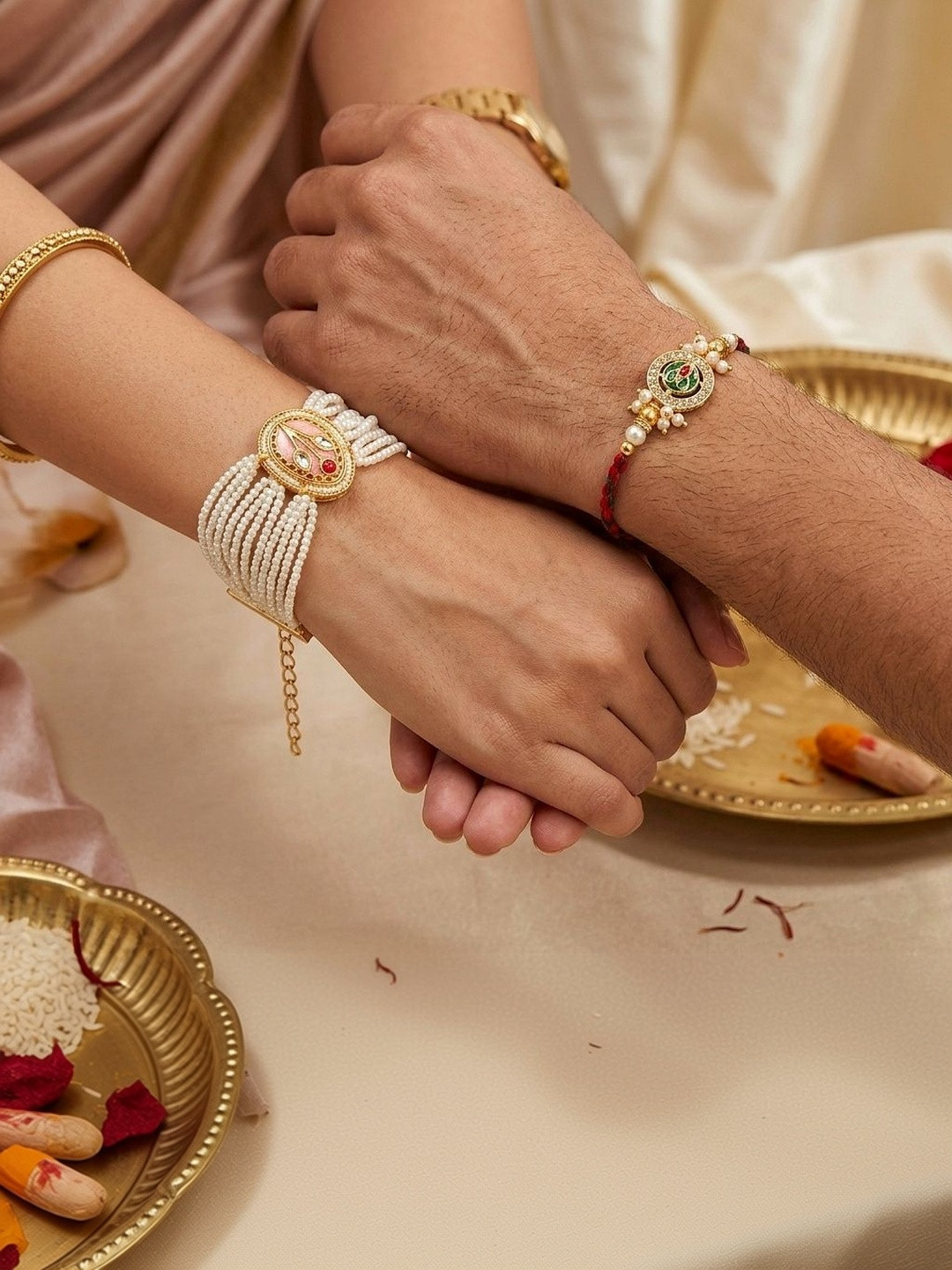 SHINE HUB Rakhi