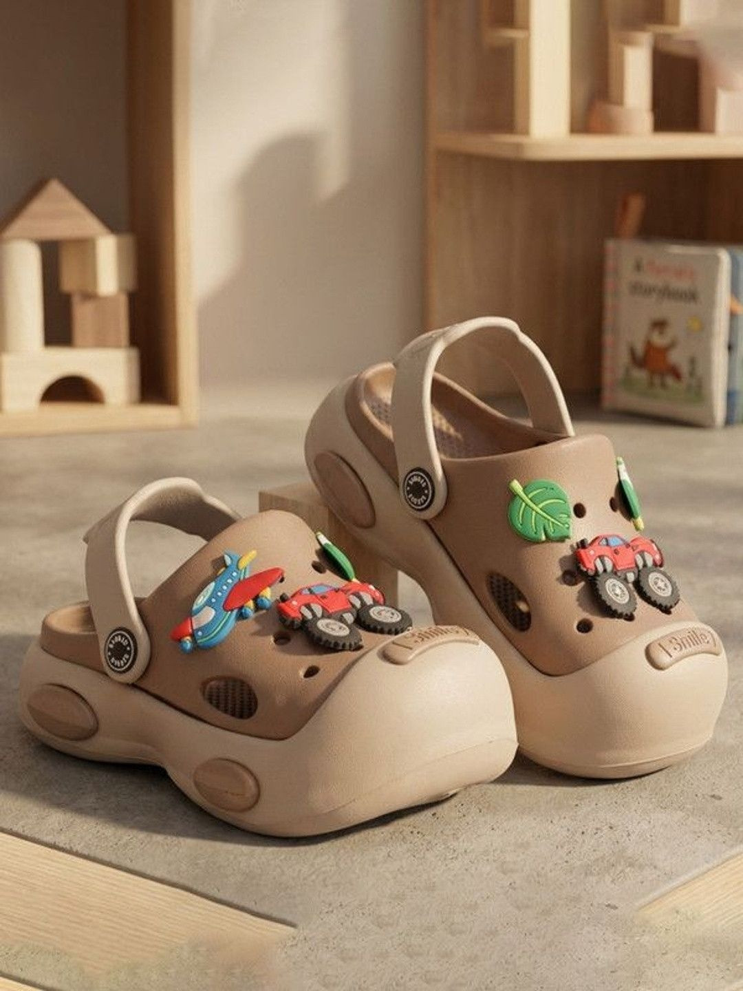 ELECANT Unisex Kids Clogs Sandals