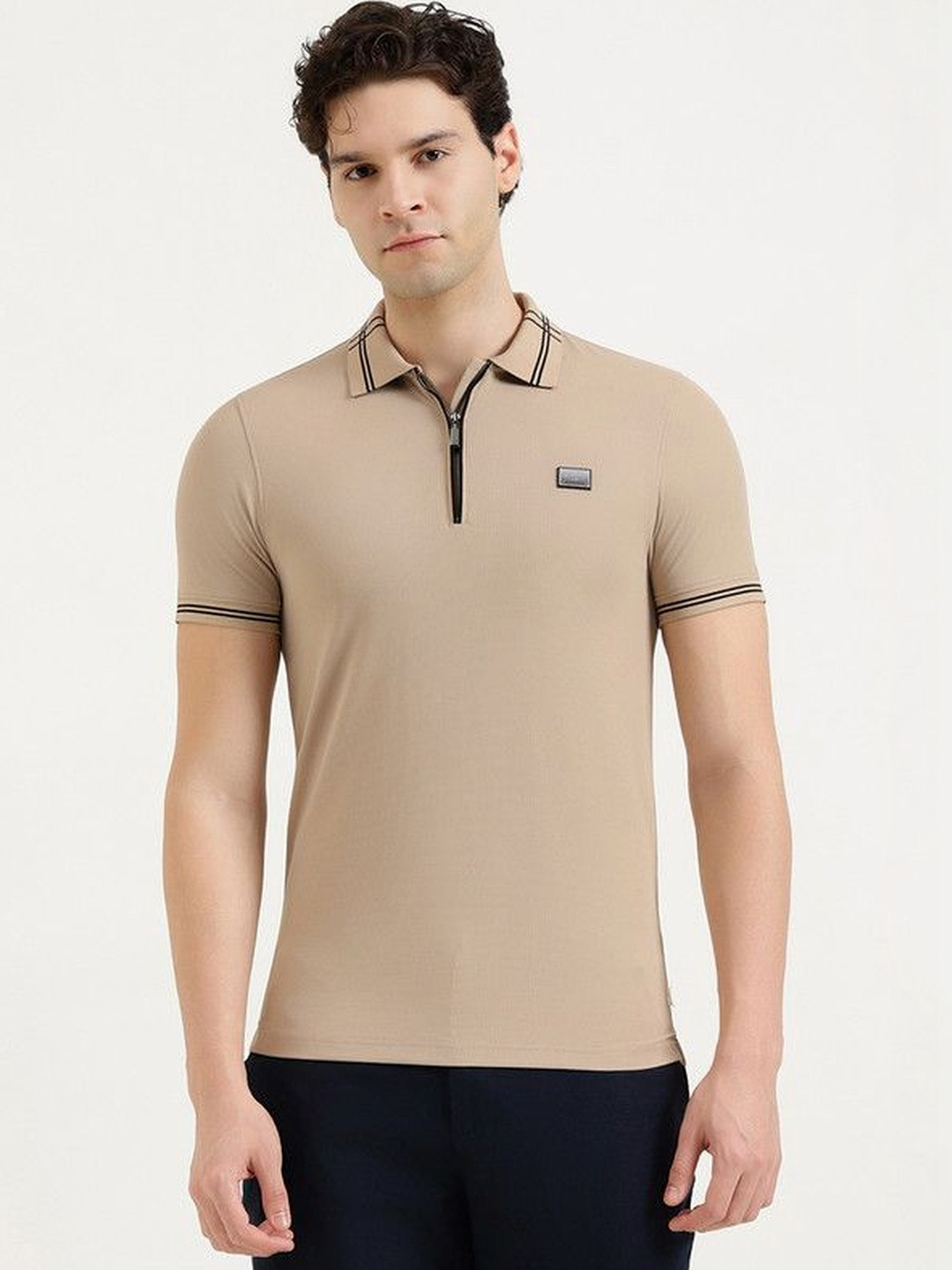 United Colors of Benetton Men Polo Collar Pockets T-shirt