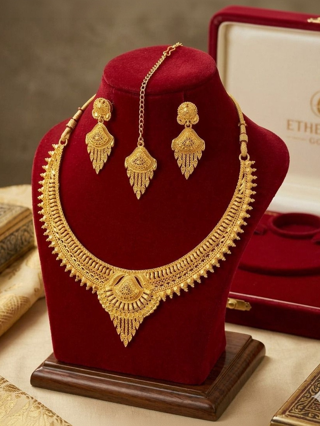 LILY Women Necklace and Earrings