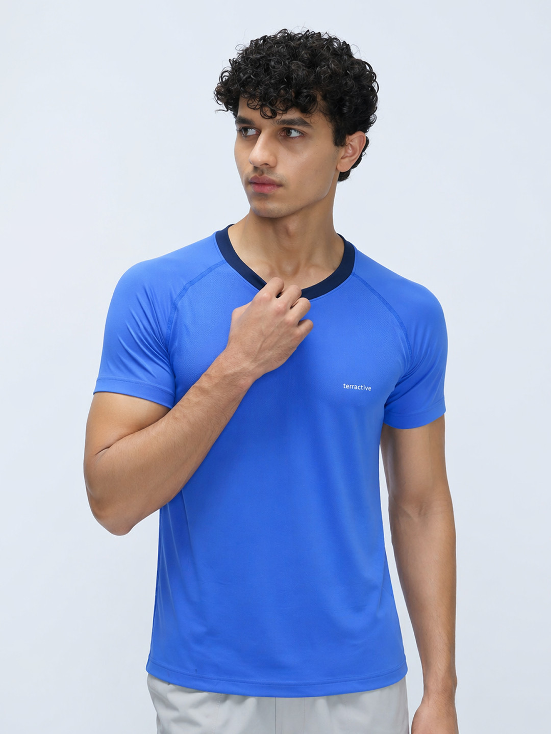 terractive Seamless Performance Tee - Body-Fit Moisture-Wicking Gym T-shirt for Men