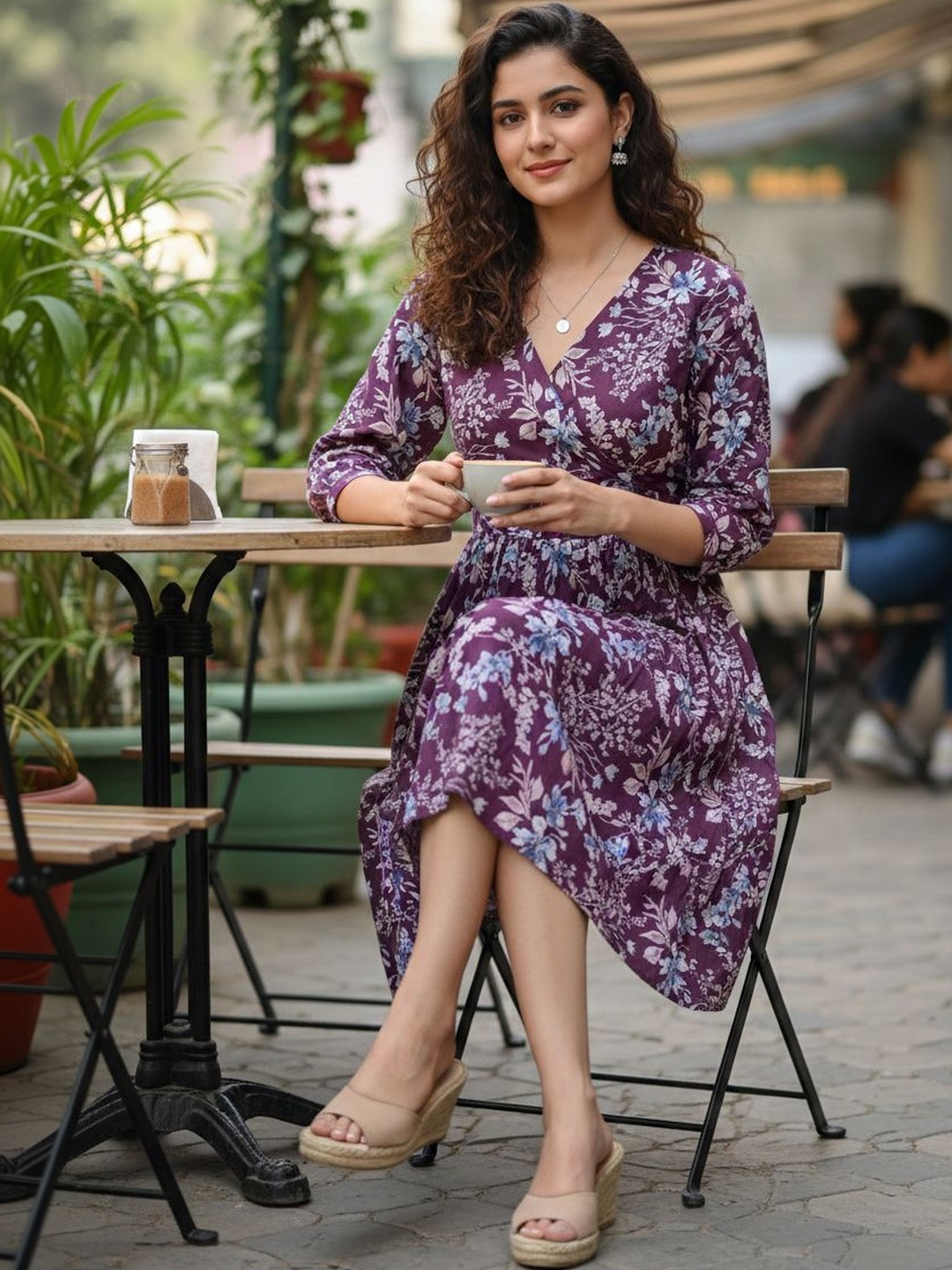 Aaradhya Fashion Floral Print Midi Dress