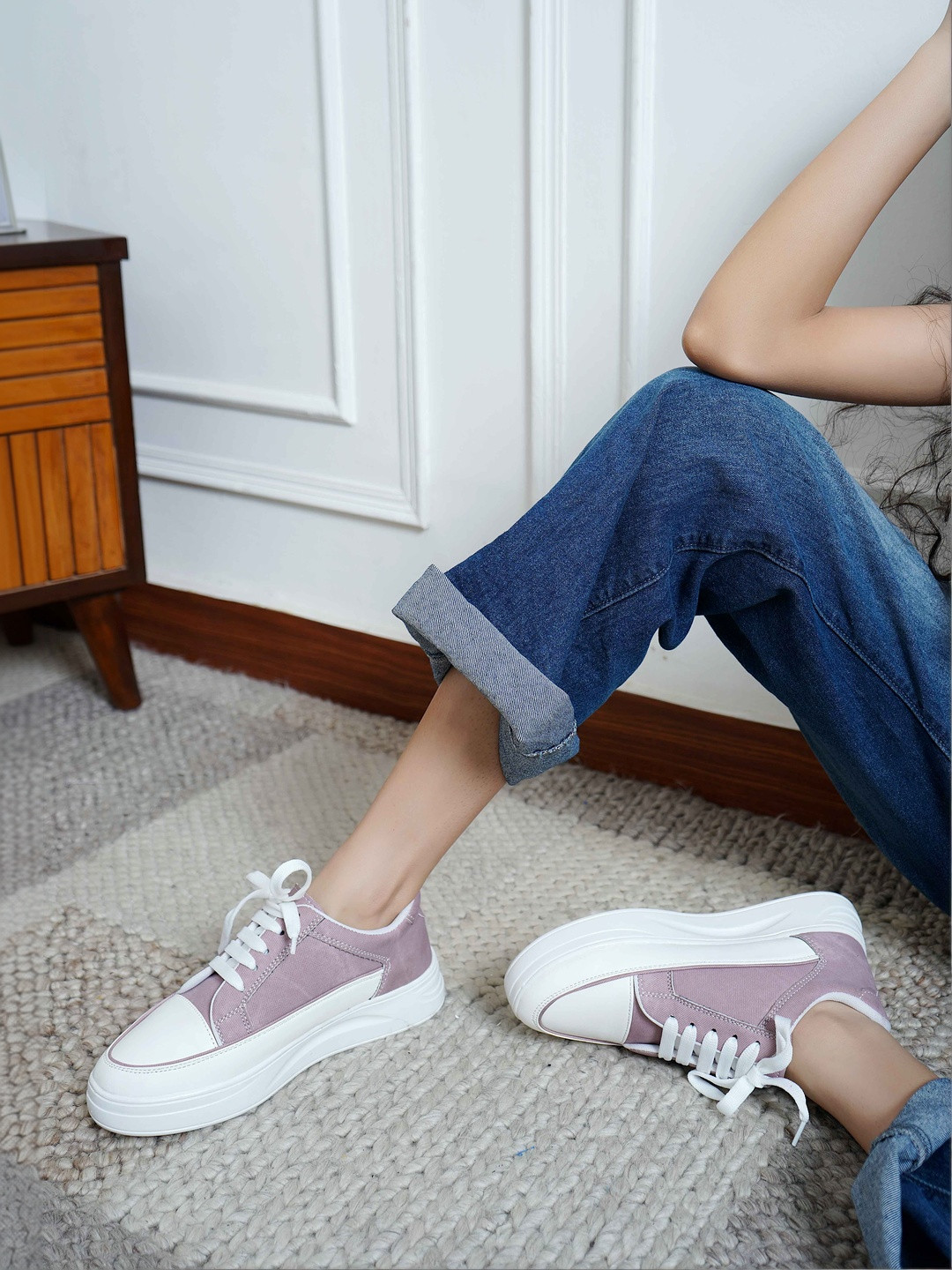 Shoeluxe Women Colourblocked Sneakers