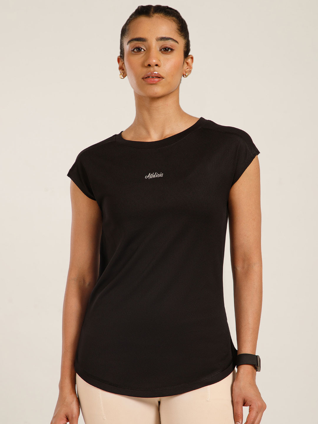 ATHLISIS Women Black Extended Sleeves Slim Fit T-shirt