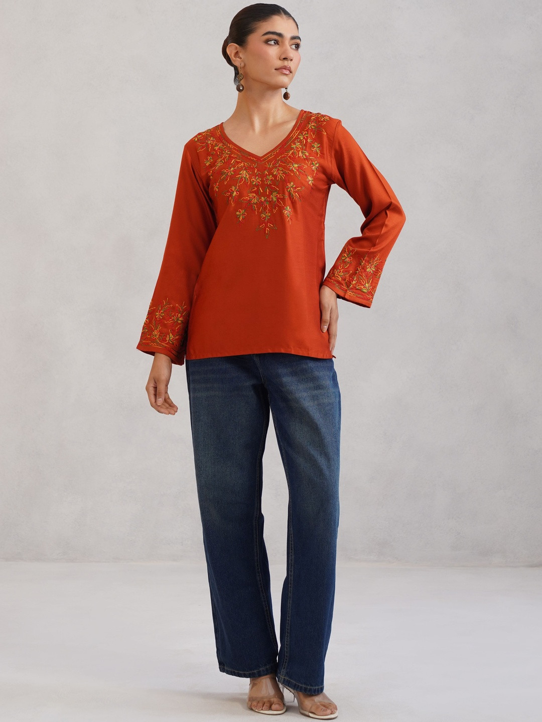 colorkosh Ethnic Motifs Embroidered Thread Work Kurta