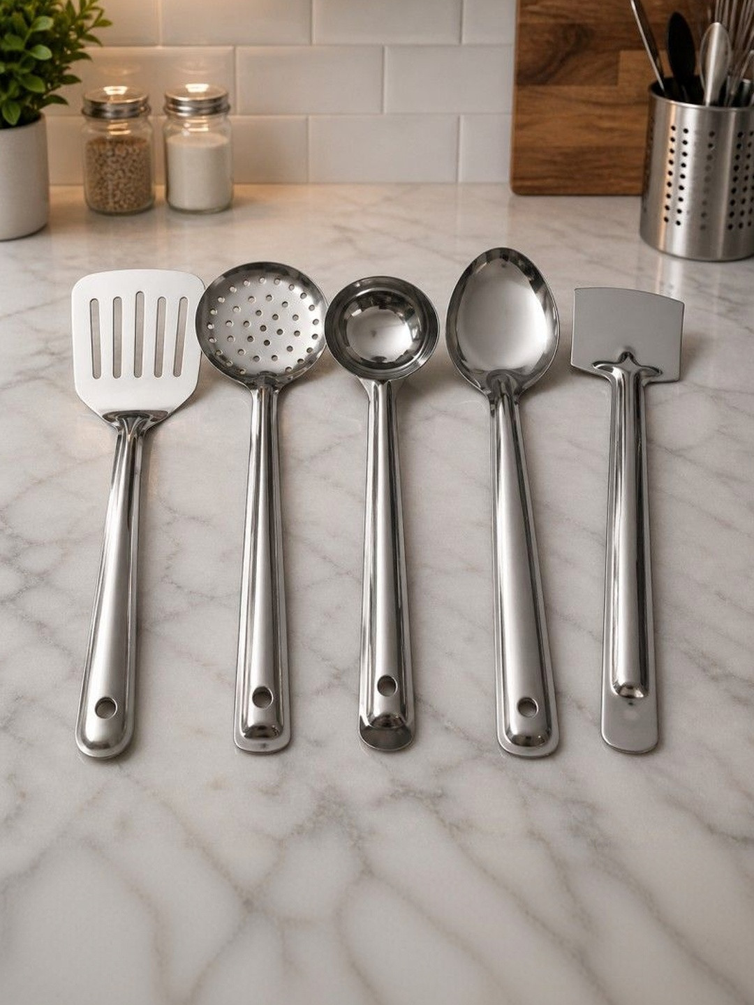 HURRIO Silver-Toned Stainless Steel Serving Spoon