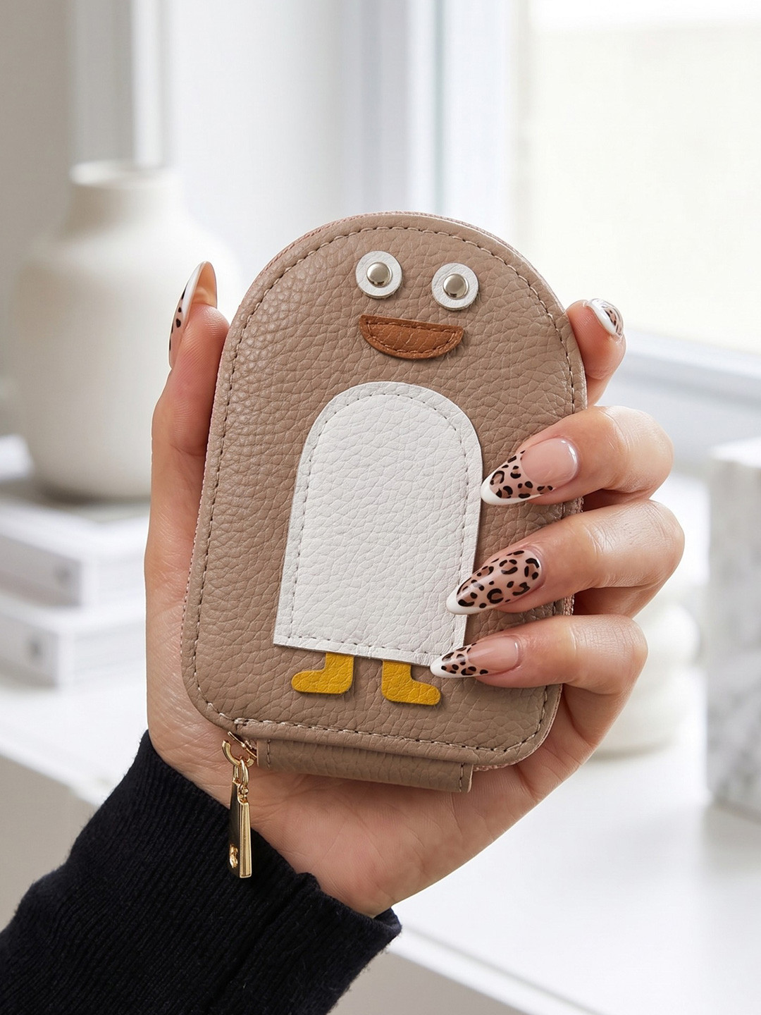HotGown Women Animal Textured Applique PU