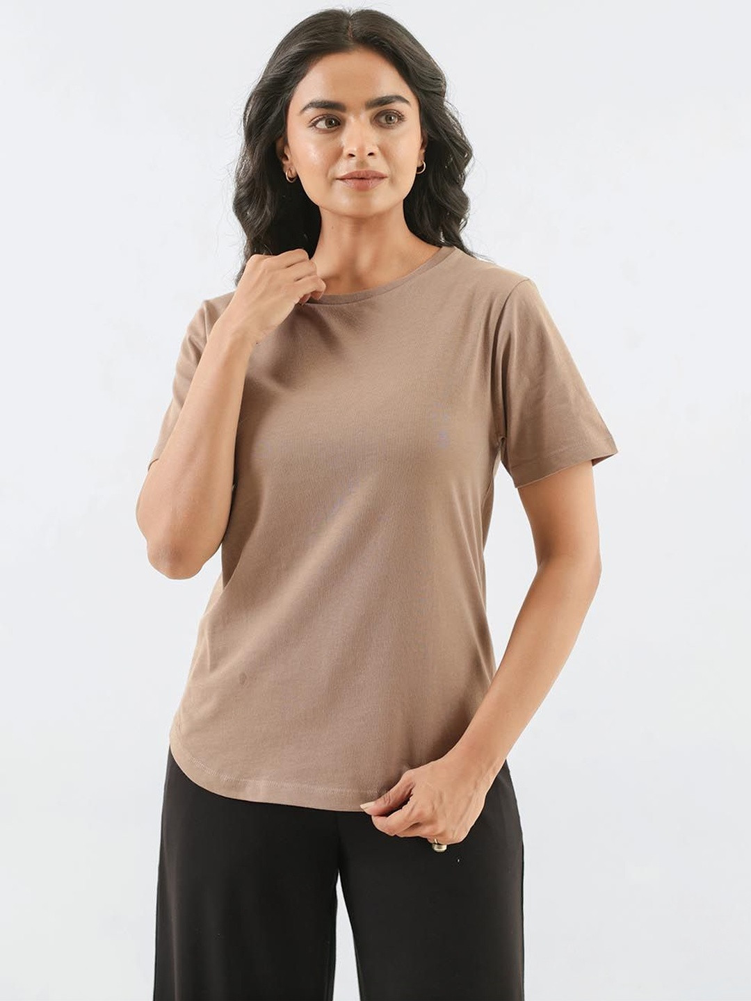 SAADAA Women T-shirt