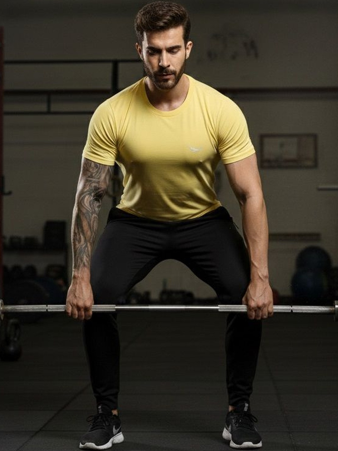 HiFlyers Men Brand Logo T-shirt