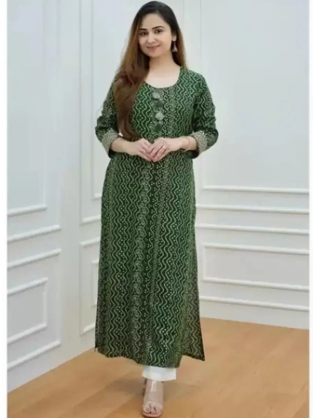 ANGIYA Bandhani Printed Kurti