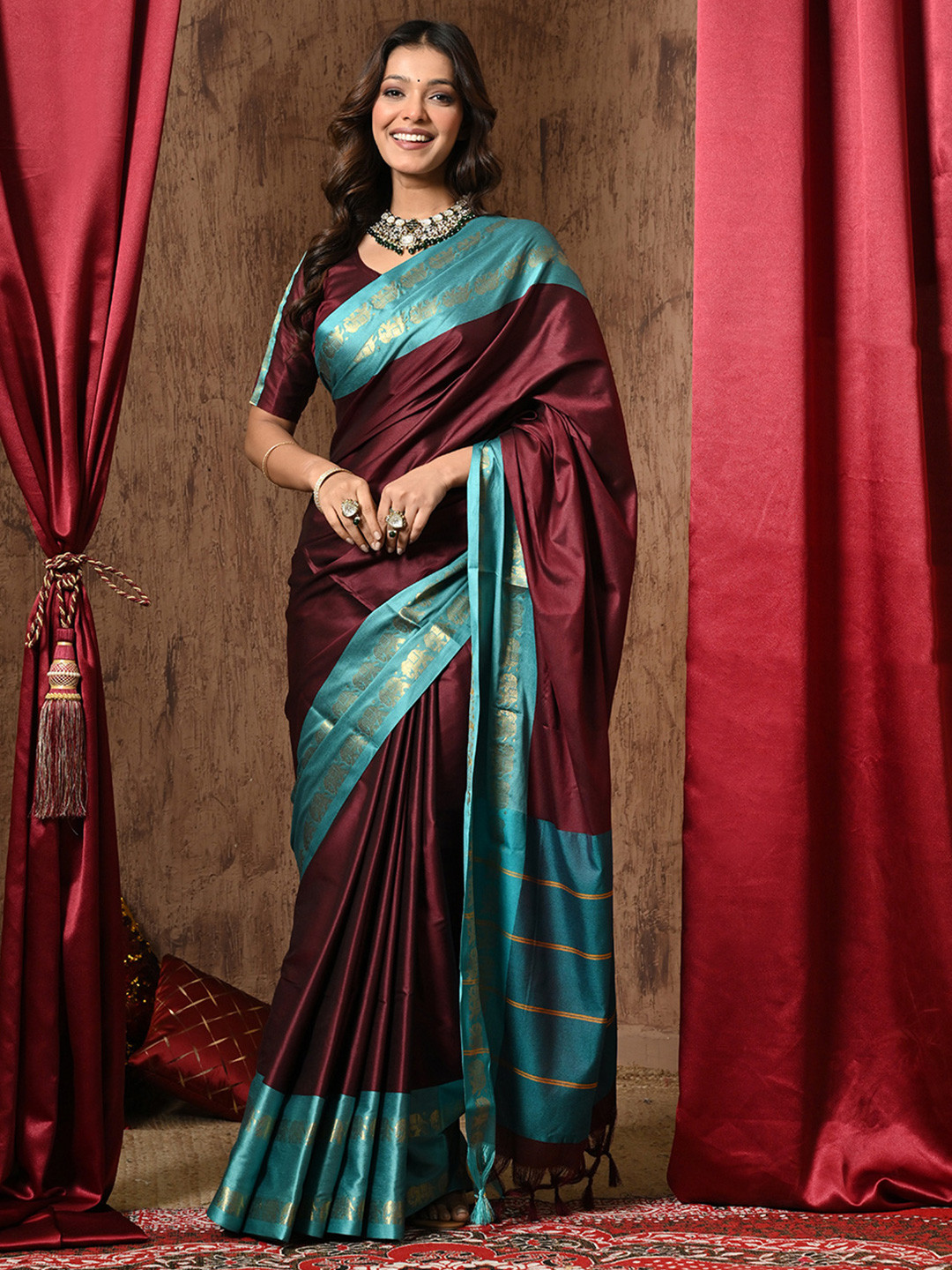 UMANTA Silk Cotton Gadwal Sarees