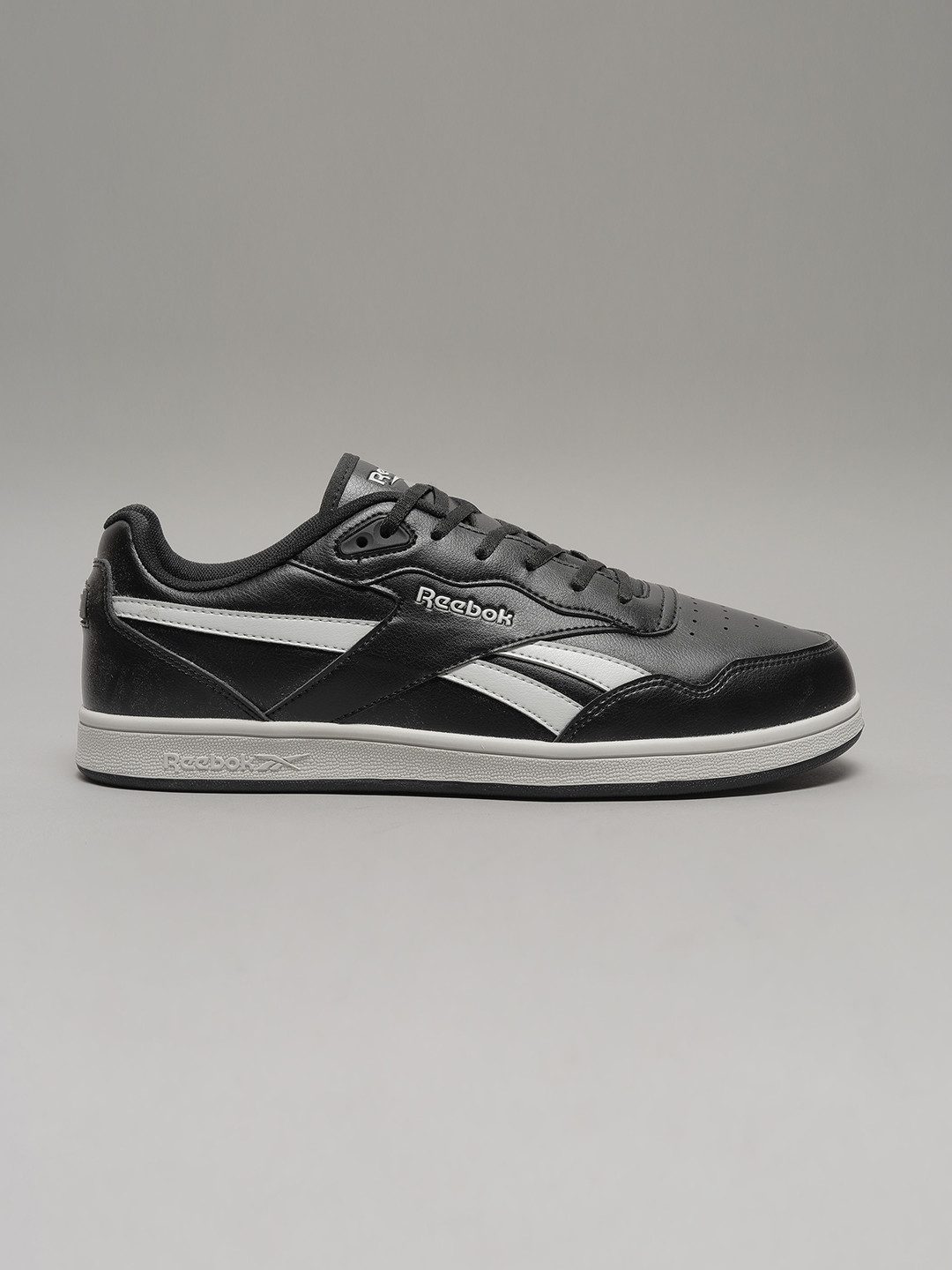 Reebok Men Striped Everyday Sneakers