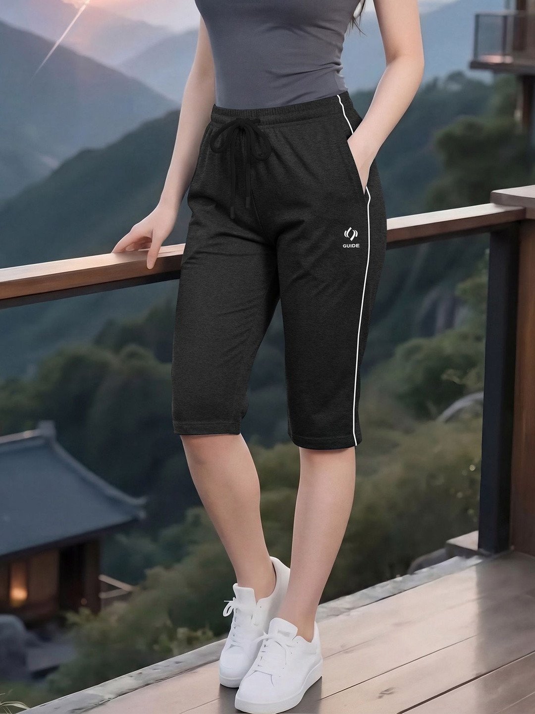 GUIDE Regular Fit Capris