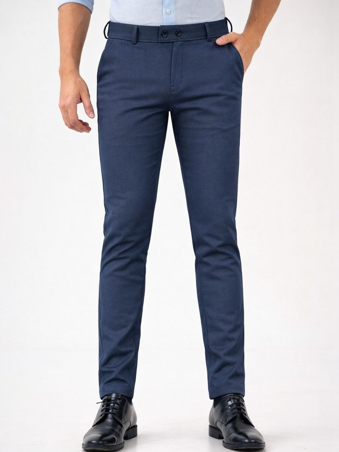 CHROVEL Men Relaxed Slim Fit Trousers